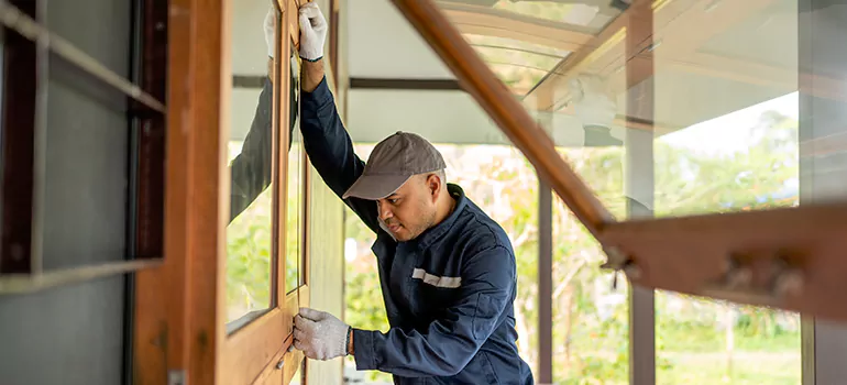 Double Hung Vinyl Window Sash Replacement in Maitland, FL